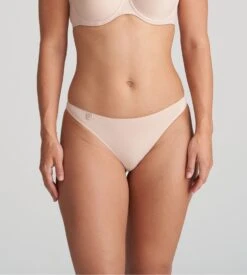 String Sans Coutures Tom Café