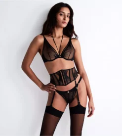 Aubade Serre Taille Sumptuous Waves Smoky Attraction X Cindy Brunat 14 Aubade Serre Taille Sumptuous Waves Smoky Attraction X Cindy Brunat -Lingerie Sipp sumptuous waves serre taille smoky attraction 5