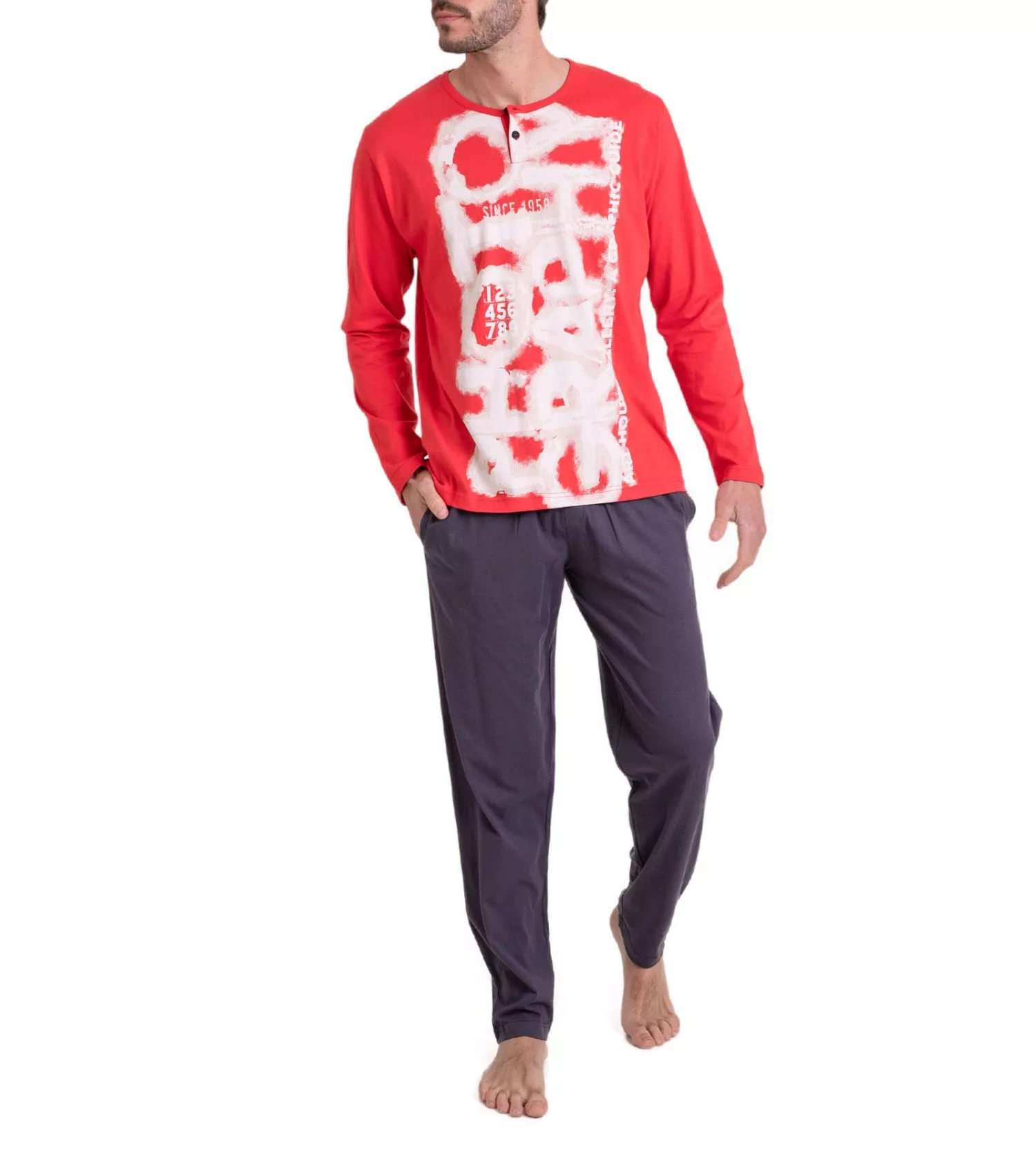 Pyjama Homme Massana en Coton Rouge et Gris – Ensemble Hiver Col Tunisien avec Pantalon Uni 4 Pyjama Homme Massana en Coton Rouge et Gris – Ensemble Hiver Col Tunisien avec Pantalon Uni – Image 2