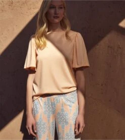 Calida T-shirt Favourites Balance Peach Parfait – Haut à Manches Volantées en Coton et Modal 15 Calida T-shirt Favourites Balance Peach Parfait – Haut à Manches Volantées en Coton et Modal -Lingerie Sipp tee shirt d u mc ample 082 peach parfait 6