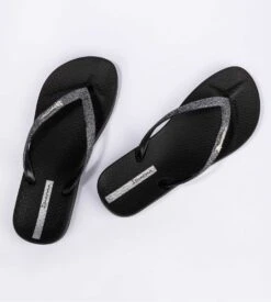 Ipanema Anatomica Lolita Noir - Tongs Femme avec Brides à Paillettes et Logo Argenté 8 Ipanema Anatomica Lolita Noir - Tongs Femme avec Brides à Paillettes et Logo Argenté -Lingerie Sipp tong anat lolitaa noir noir 2