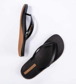 Ipanema Anatomica Lapa Noir – Tongs Homme Sportives à Semelle Anatomique 8 Ipanema Anatomica Lapa Noir – Tongs Homme Sportives à Semelle Anatomique -Lingerie Sipp tong h anatomic lapaa aj241 black black brown noir 2