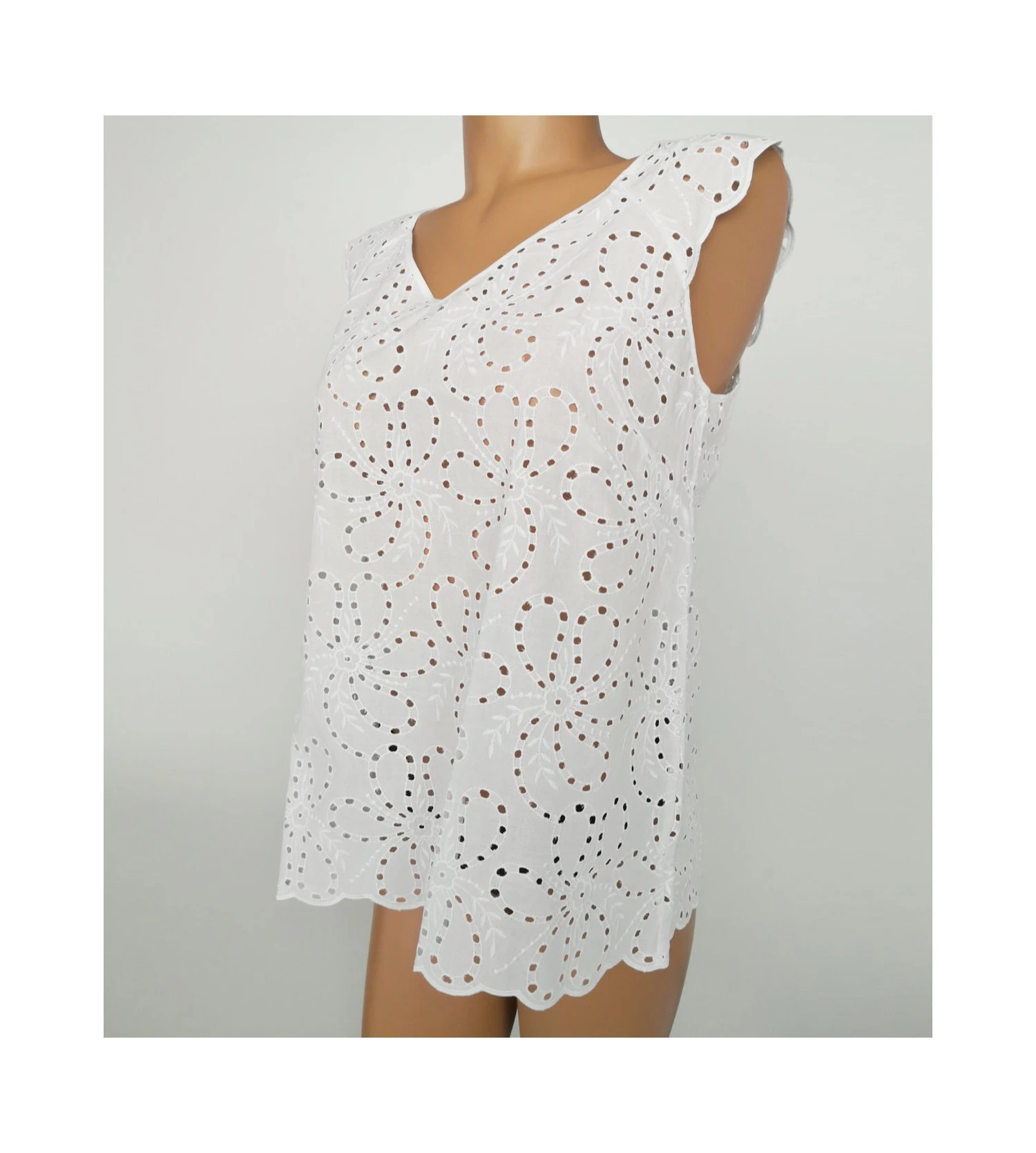 Top En Coton Broderie De Saint-Gall Blanc 4 Top En Coton Broderie De Saint-Gall Blanc – Image 2