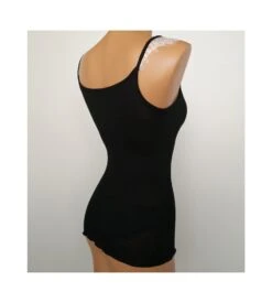 Oscalito Top en Coton Mako et Dentelle de Chantilly – Débardeur Noir en Fil d'Écosse 15 Oscalito Top en Coton Mako et Dentelle de Chantilly – Débardeur Noir en Fil d'Écosse -Lingerie Sipp top en coton mako et chantilly 020 noir 6