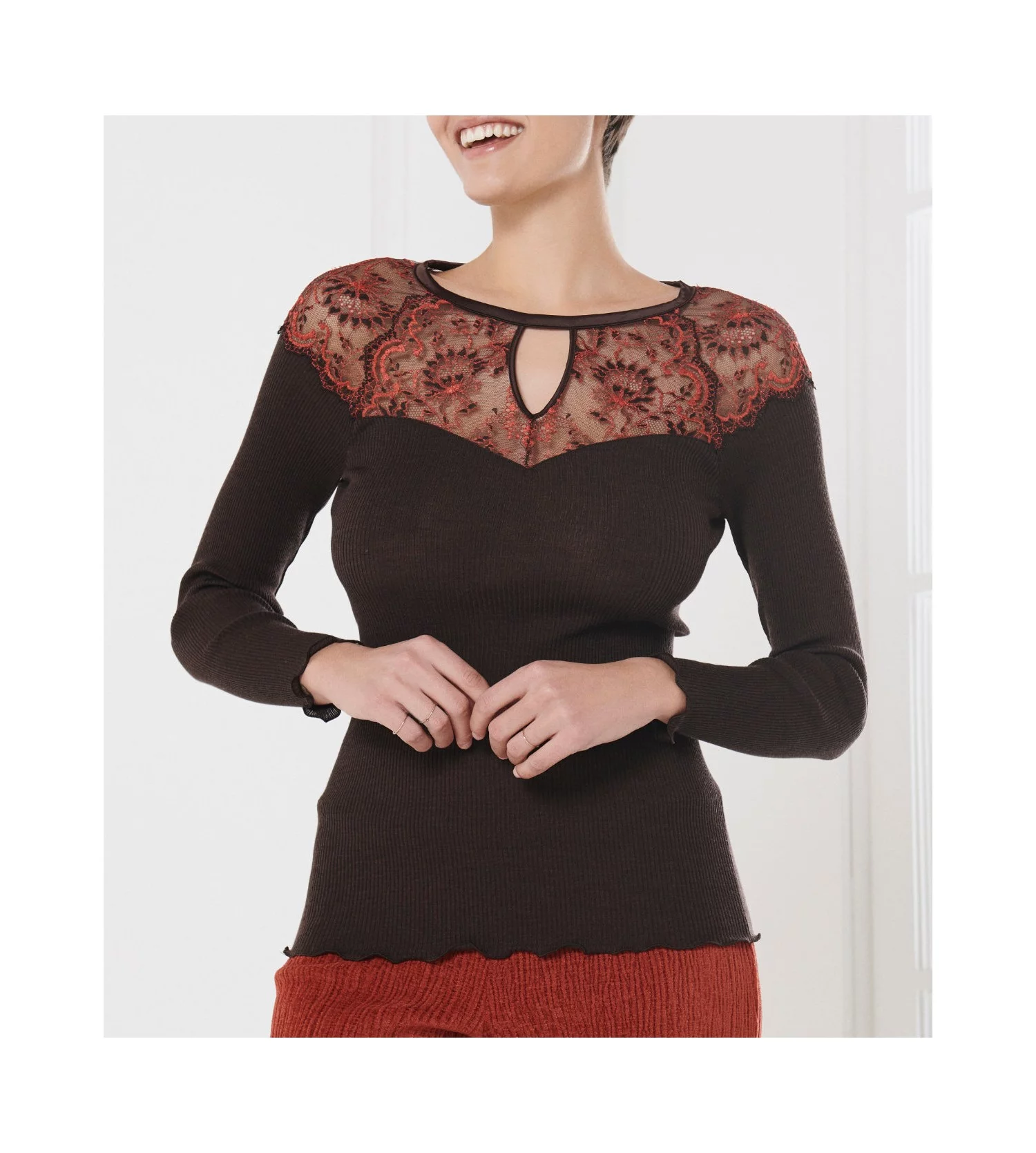 Top Laine Et Soie Avec Dentelle Moka 3 Top Laine Et Soie Avec Dentelle Moka