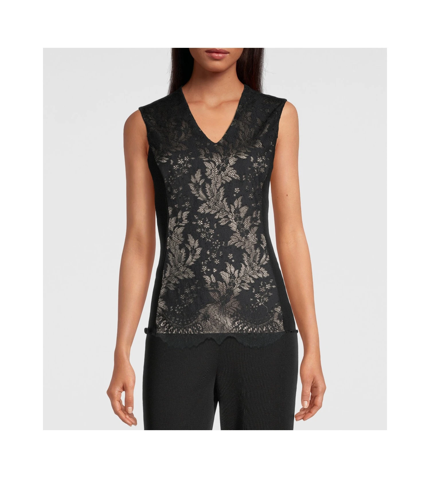 Oscalito Noir en Laine et Soie – Top Col V avec Dentelle Laize Sans Manches 8 Oscalito Noir en Laine et Soie – Top Col V avec Dentelle Laize Sans Manches – Image 6