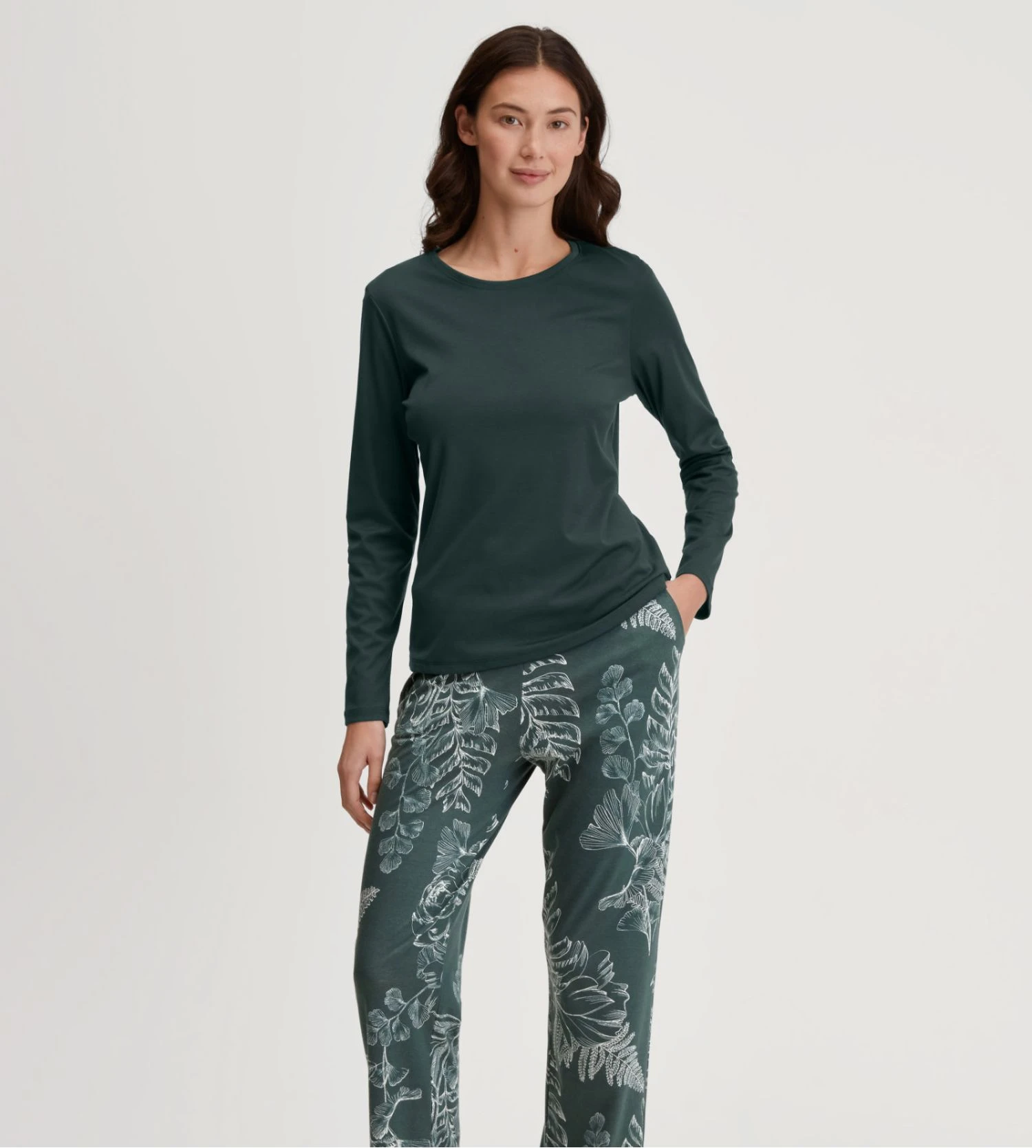 Calida T-shirt à Manches Longues Vert En Coton Favourites Botanic Deep Emerald Green 7 Calida T-shirt à Manches Longues Vert En Coton Favourites Botanic Deep Emerald Green – Image 5