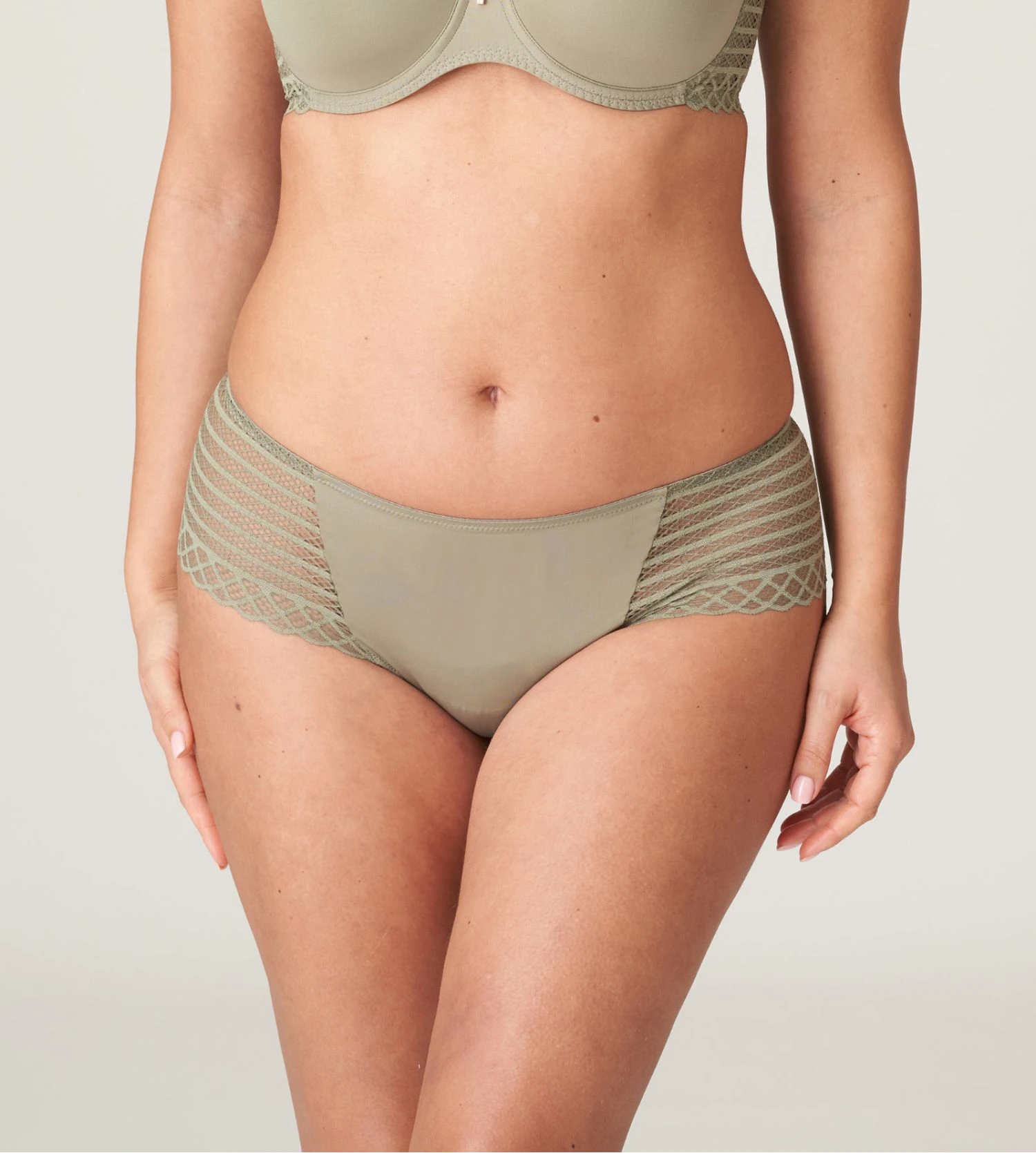 Shorty East End Botanique 8 Shorty East End Botanique – Image 6