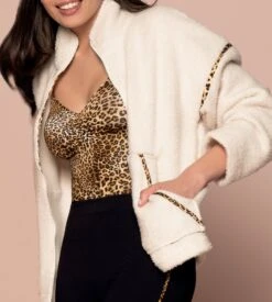 Antigel Veste Teddy Libre Panthère Fauve et Noir – Gilet Zippé Imprimé Léopard -Lingerie Sipp veste pour femme libre panthere 1369 fauve et noir 3