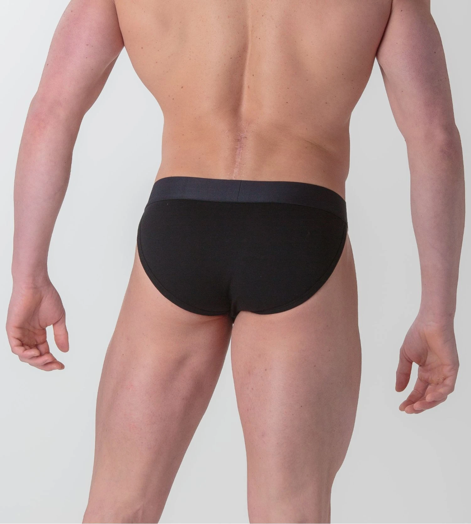 WOH Tanga Homme Noir Sexy Fun - Ceinture Large et Ouverture Horizontale HO1 5 WOH Tanga Homme Noir Sexy Fun - Ceinture Large et Ouverture Horizontale HO1 – Image 3